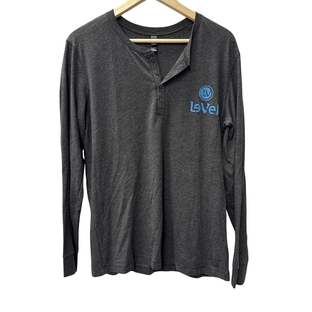 District Mens Long Sleeve Henley Shirt Le-Vel Gray Logo Graphic Size Medium‎